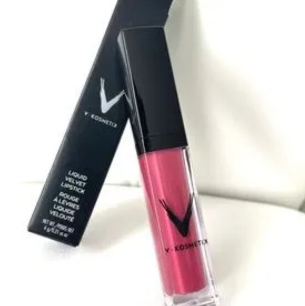 🧚‍♀️BUBBLY V-Kosmetik Liquid Velvet Lipstick NWT